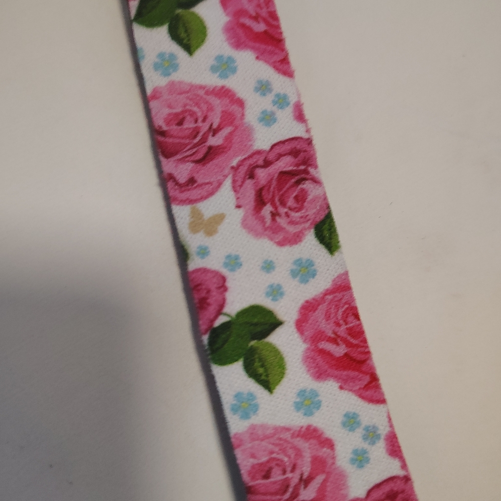 Pink & White Keychain - Picture 2 of 2
